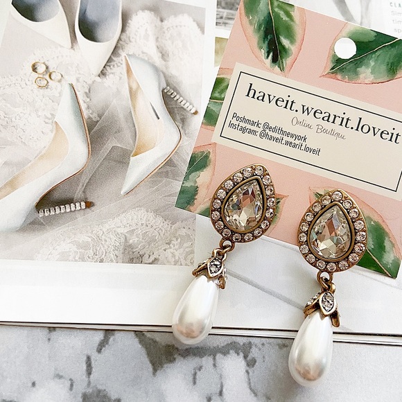 Wedding Bridal Pearl Drop Earrings - Picture 7 of 8